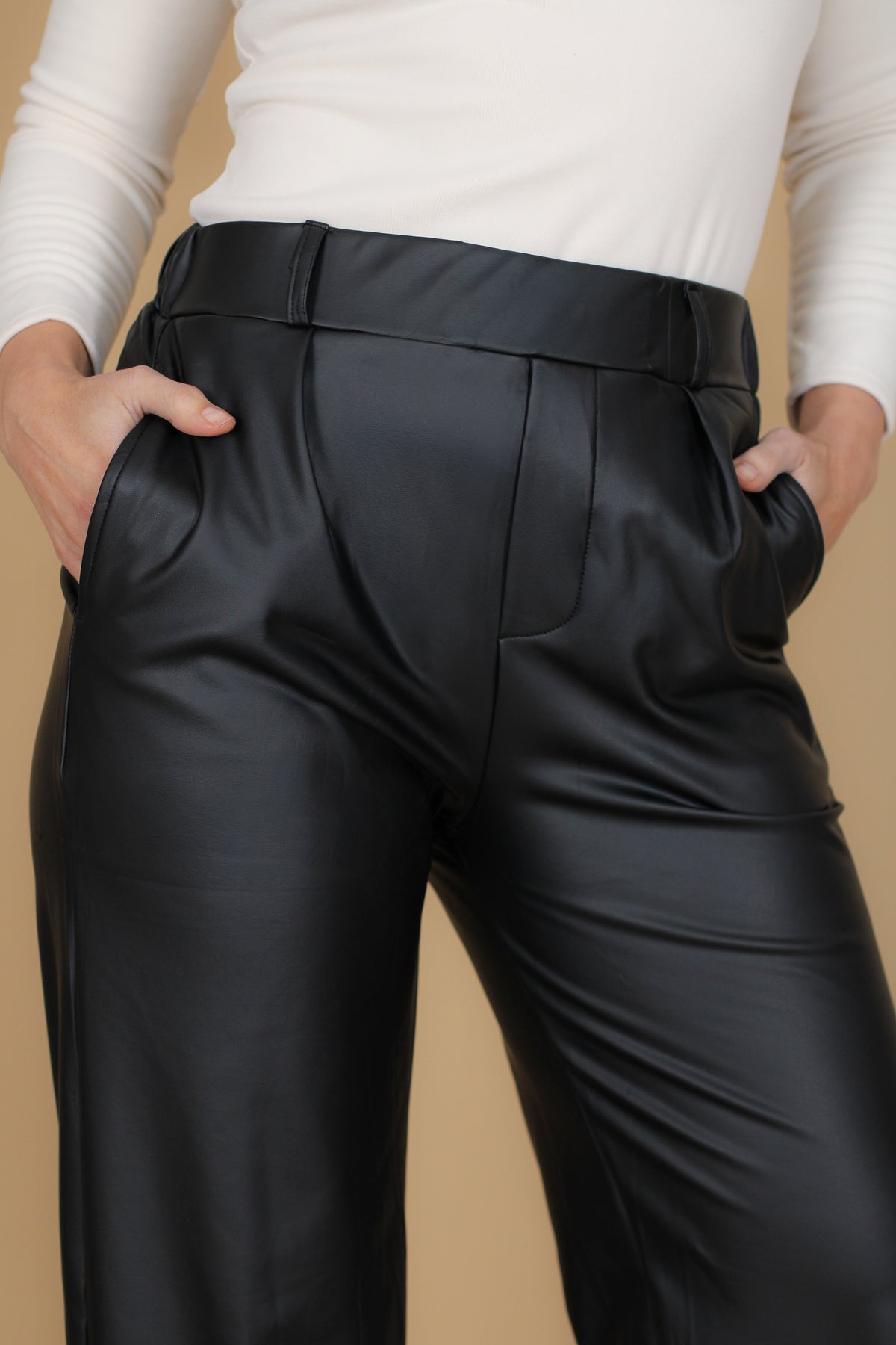 Pantalon ecocuero PALOMA