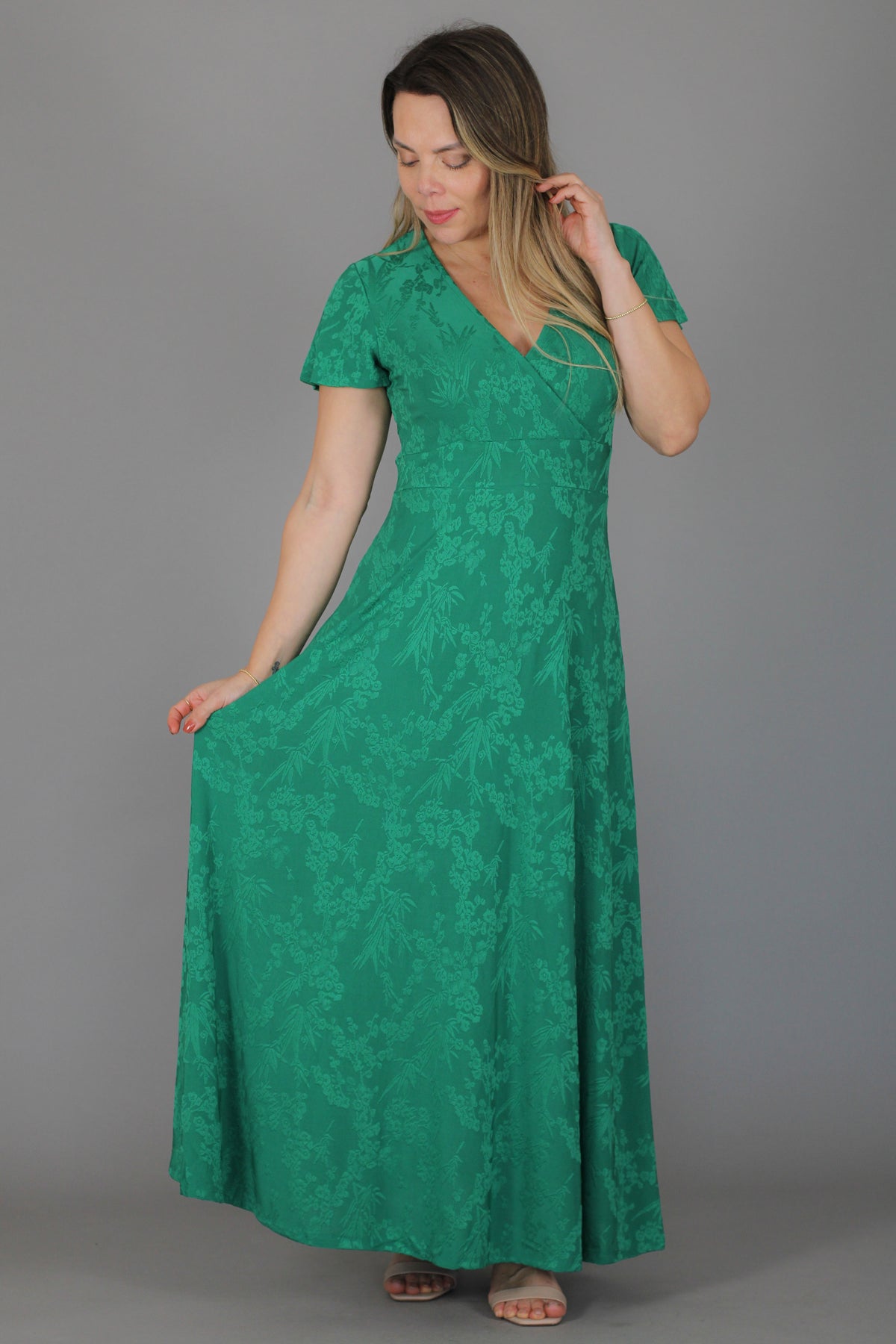 Maxivestido SOL Relieve floral