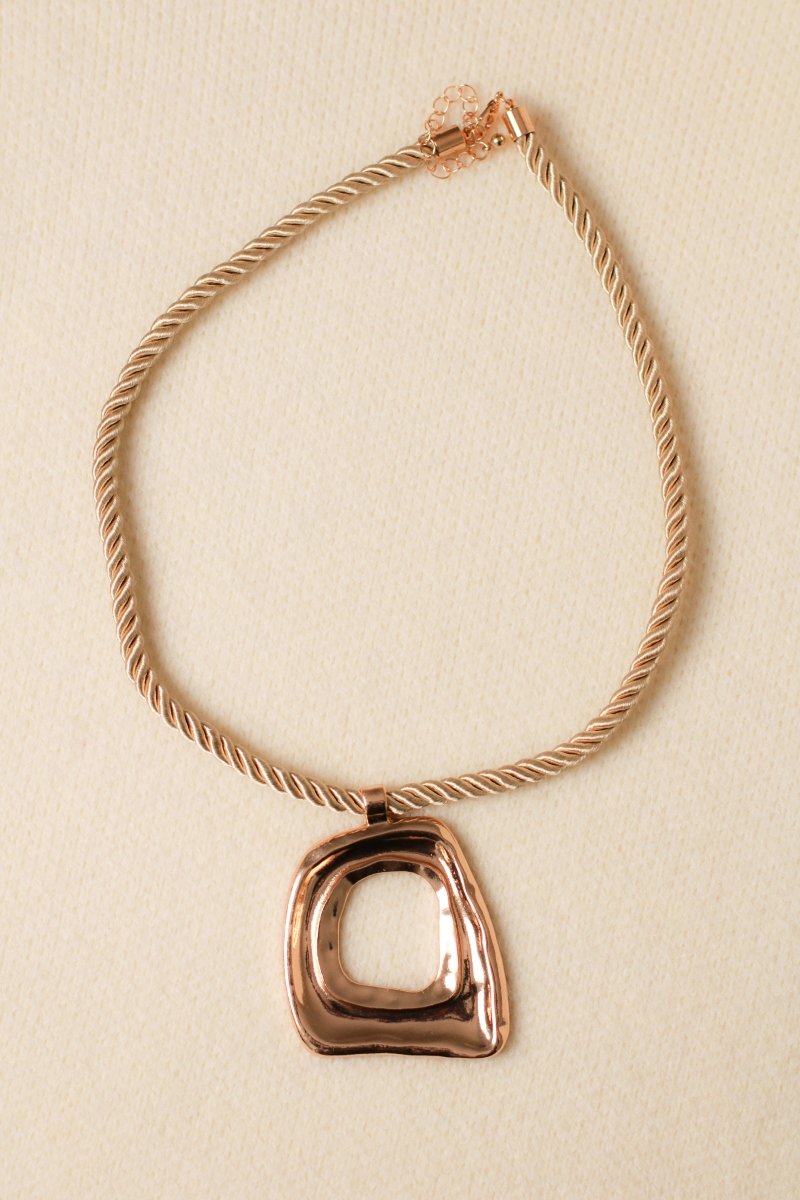 Collar CAVE - Amanda Moda
