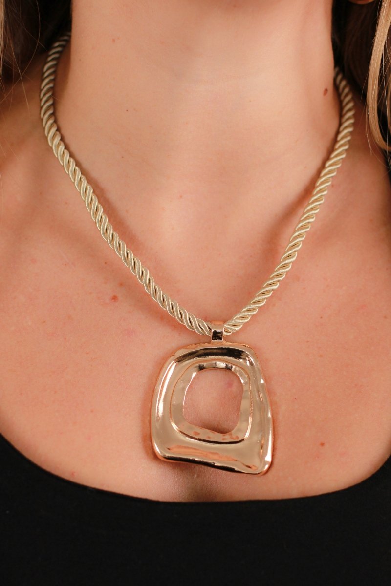 Collar CAVE - Amanda Moda